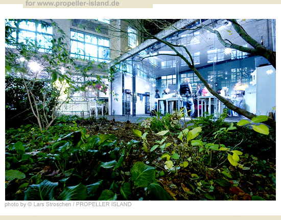 My Berlin Photos Berlin at NIGHT inside hackesche hoefe